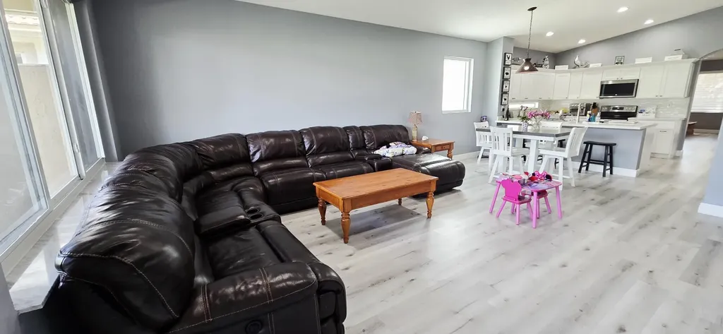 12175 NW 52nd Court Coral Springs FL 33076