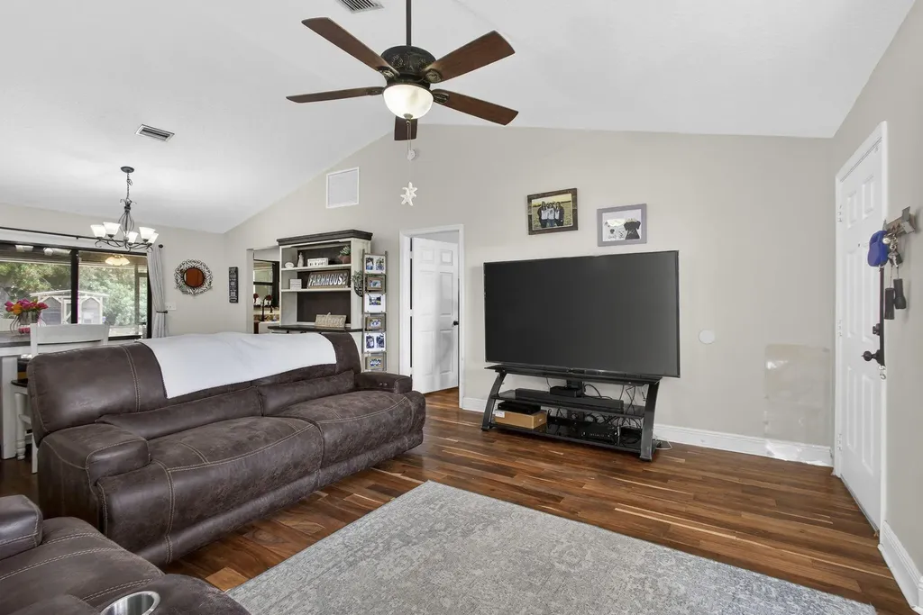 17815 92nd Lane N The Acreage FL 33470