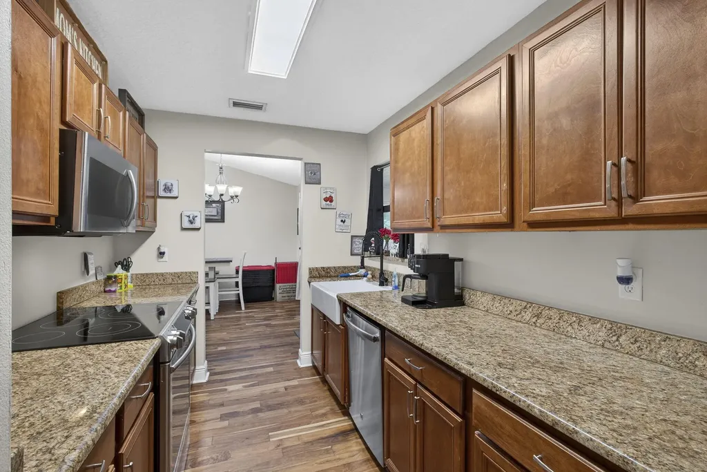17815 92nd Lane N The Acreage FL 33470