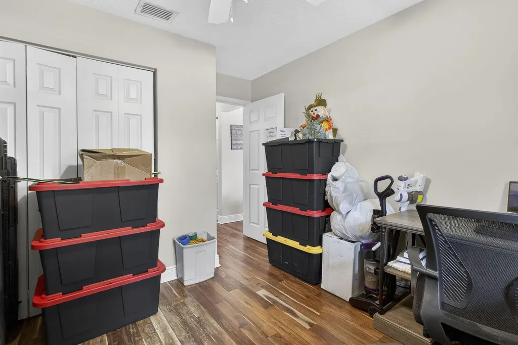 17815 92nd Lane N The Acreage FL 33470