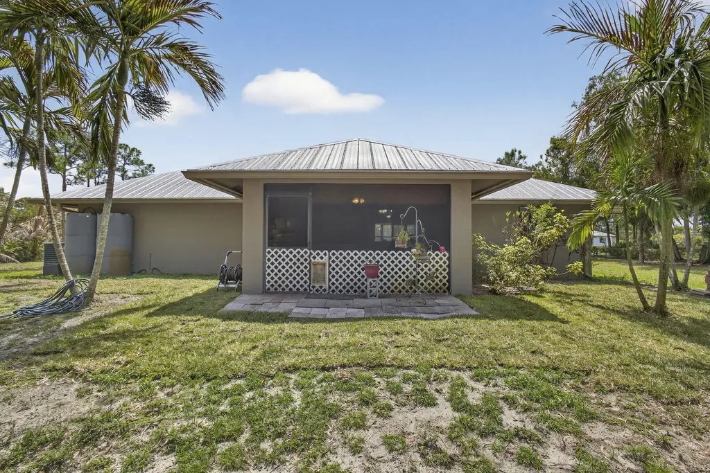 17815 92nd Lane N The Acreage FL 33470