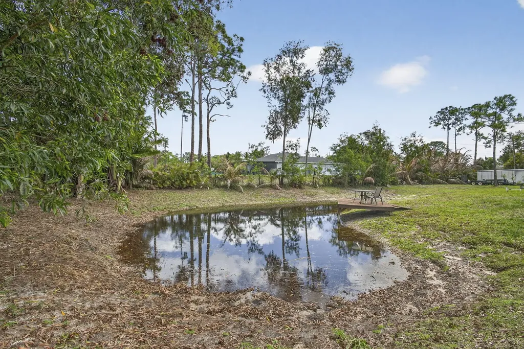 17815 92nd Lane N The Acreage FL 33470