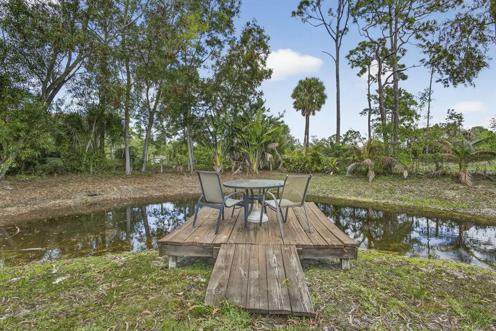 17815 92nd Lane N The Acreage FL 33470