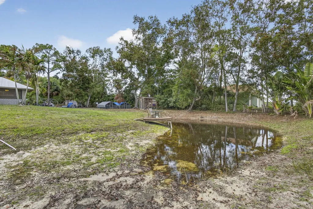 17815 92nd Lane N The Acreage FL 33470