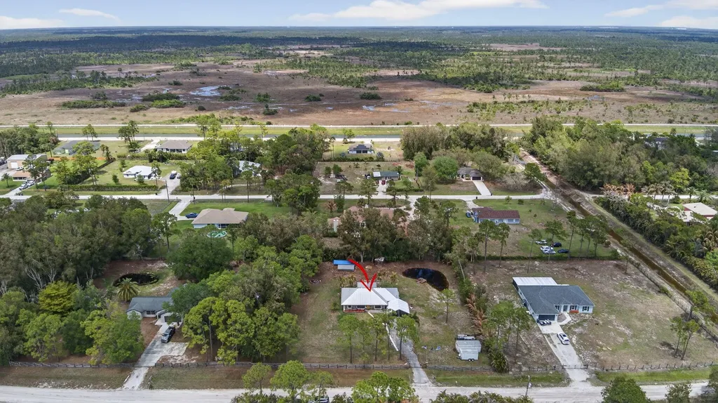 17815 92nd Lane N The Acreage FL 33470
