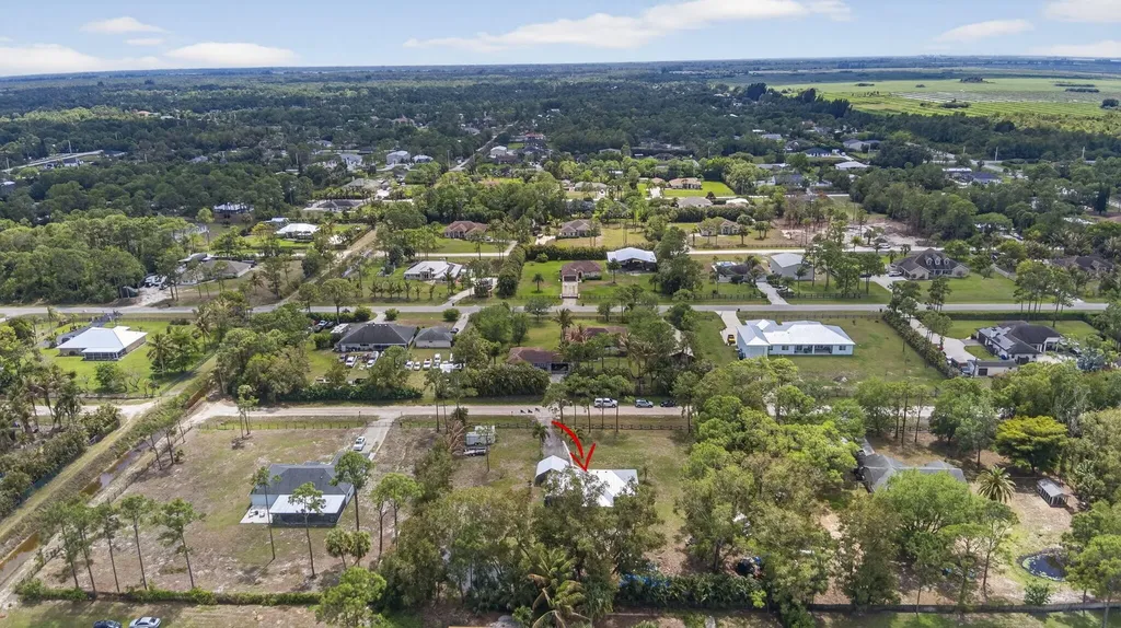 17815 92nd Lane N The Acreage FL 33470