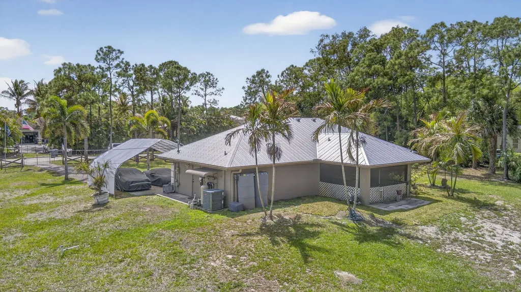 17815 92nd Lane N The Acreage FL 33470