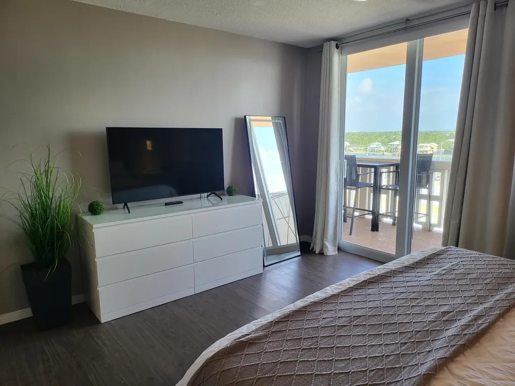 801 S Ocean Drive Hollywood FL 33019