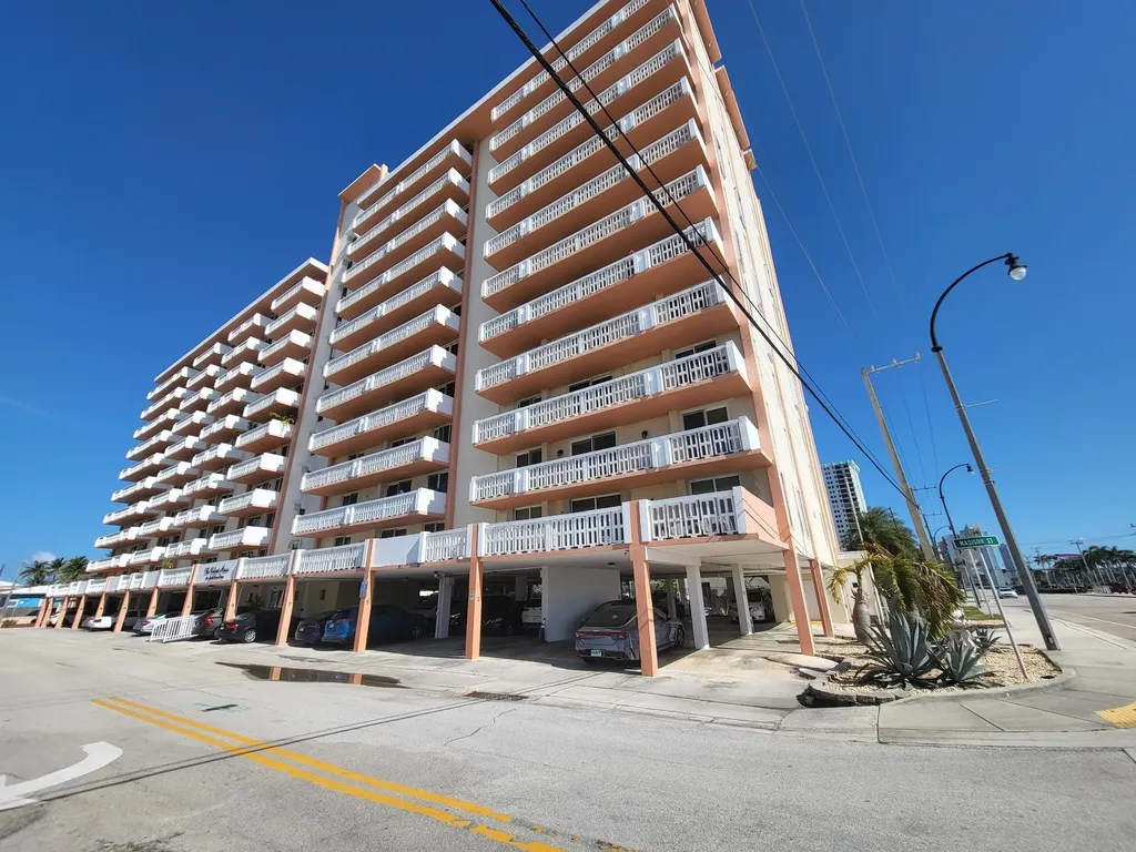 801 S Ocean Drive Hollywood FL 33019