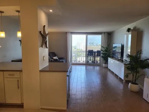 801 S Ocean Drive Hollywood FL 33019