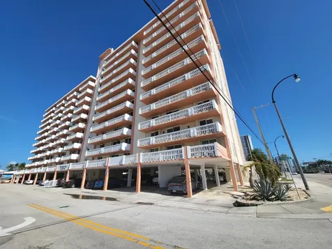 801 S Ocean Drive Hollywood FL 33019