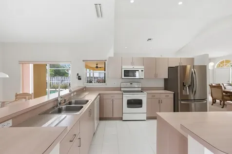 9099 Cavatina Place Boynton Beach FL 33472