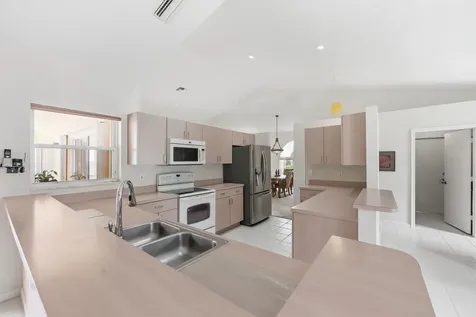 9099 Cavatina Place Boynton Beach FL 33472
