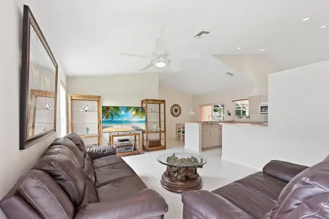 9099 Cavatina Place Boynton Beach FL 33472