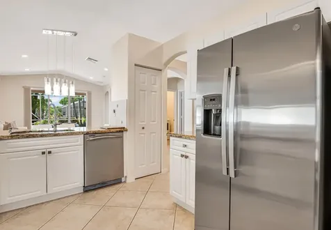 8202 Bellafiore Way Boynton Beach FL 33472