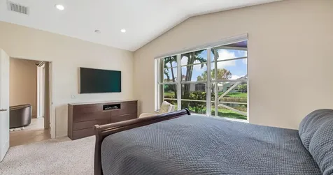 8202 Bellafiore Way Boynton Beach FL 33472