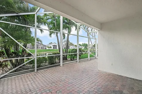 8202 Bellafiore Way Boynton Beach FL 33472