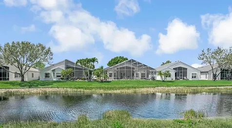 8202 Bellafiore Way Boynton Beach FL 33472
