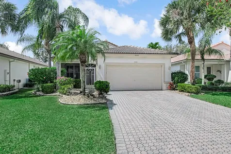 8202 Bellafiore Way Boynton Beach FL 33472