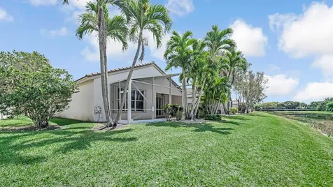 8202 Bellafiore Way Boynton Beach FL 33472