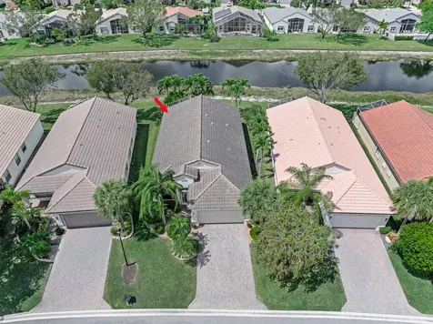 8202 Bellafiore Way Boynton Beach FL 33472