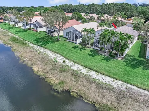 8202 Bellafiore Way Boynton Beach FL 33472