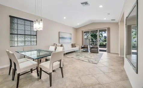 8202 Bellafiore Way Boynton Beach FL 33472