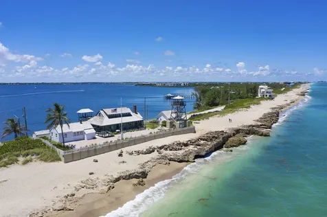 41 SW Seminole Street Stuart FL 34994
