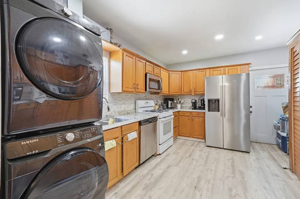 1959 Pierce Street Hollywood FL 33020