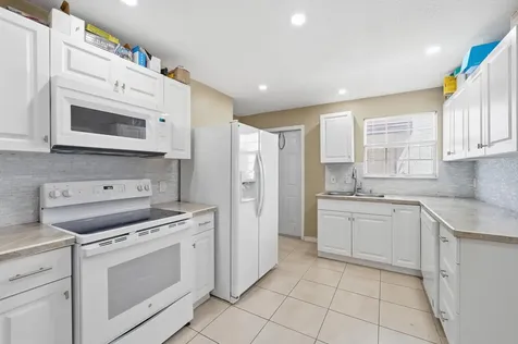 1959 Pierce Street Hollywood FL 33020