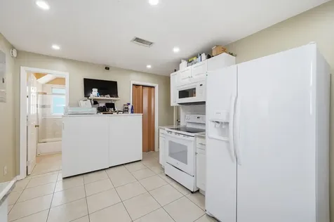 1959 Pierce Street Hollywood FL 33020