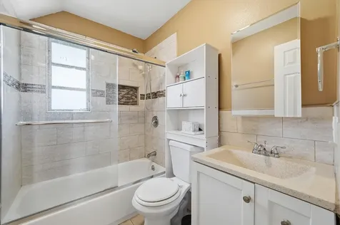 1959 Pierce Street Hollywood FL 33020
