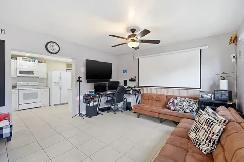 1959 Pierce Street Hollywood FL 33020