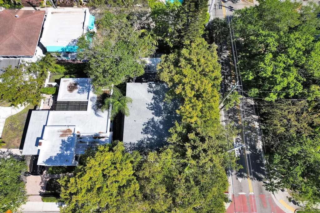 1405 SE 2nd Street Fort Lauderdale FL 33301