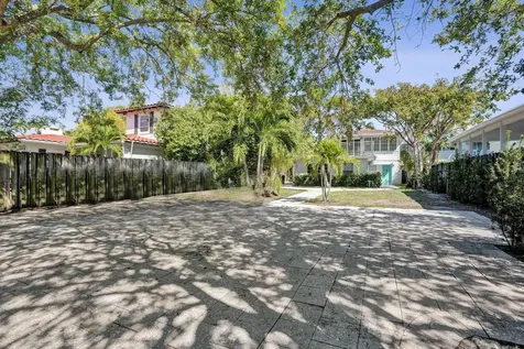 1405 SE 2nd Street Fort Lauderdale FL 33301