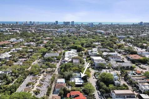 1405 SE 2nd Street Fort Lauderdale FL 33301