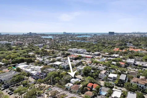 1405 SE 2nd Street Fort Lauderdale FL 33301