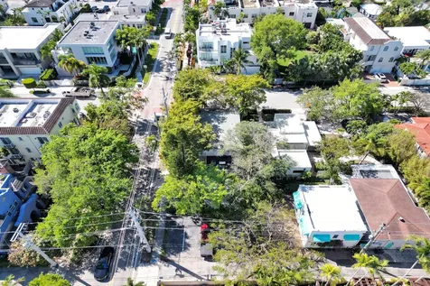 1405 SE 2nd Street Fort Lauderdale FL 33301