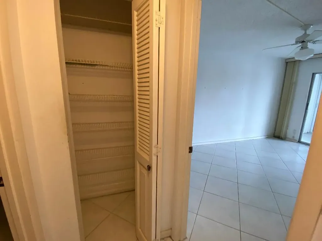 4096 Westbury H Deerfield Beach FL 33442