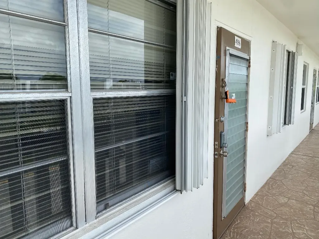 4096 Westbury H Deerfield Beach FL 33442