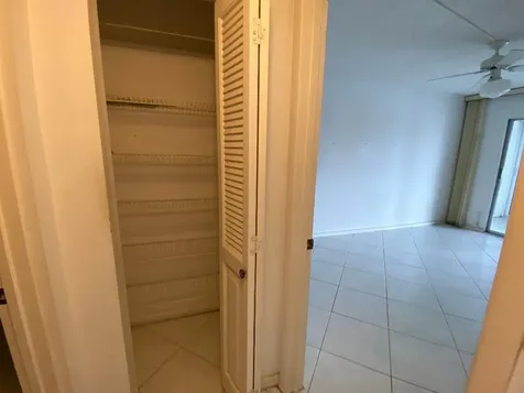 4096 Westbury H Deerfield Beach FL 33442