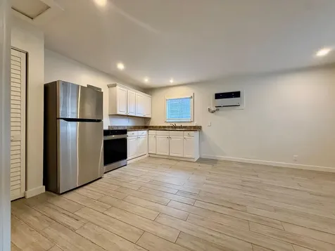 1215 NE 17th Avenue Fort Lauderdale FL 33304