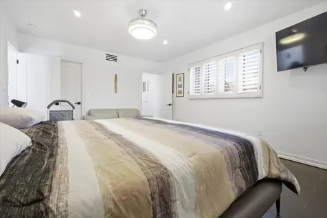 20100 NE 20th Court Miami FL 33179