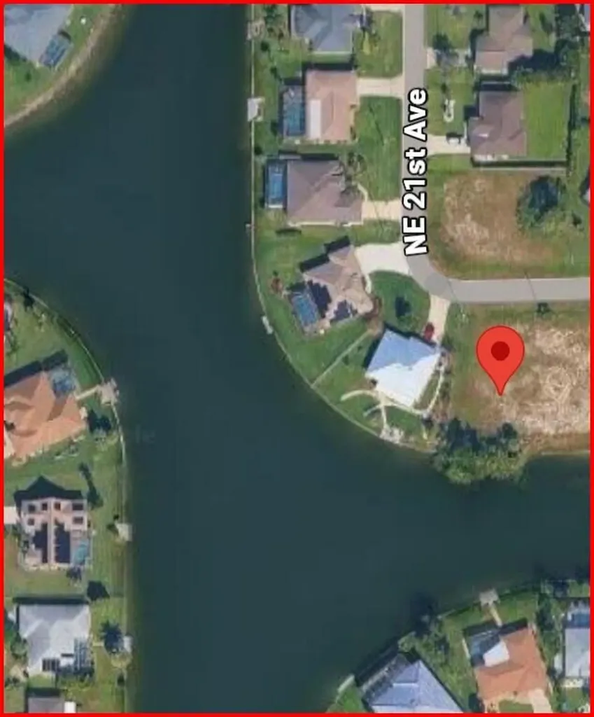 2106 NE 2nd Street Cape Coral FL 33909