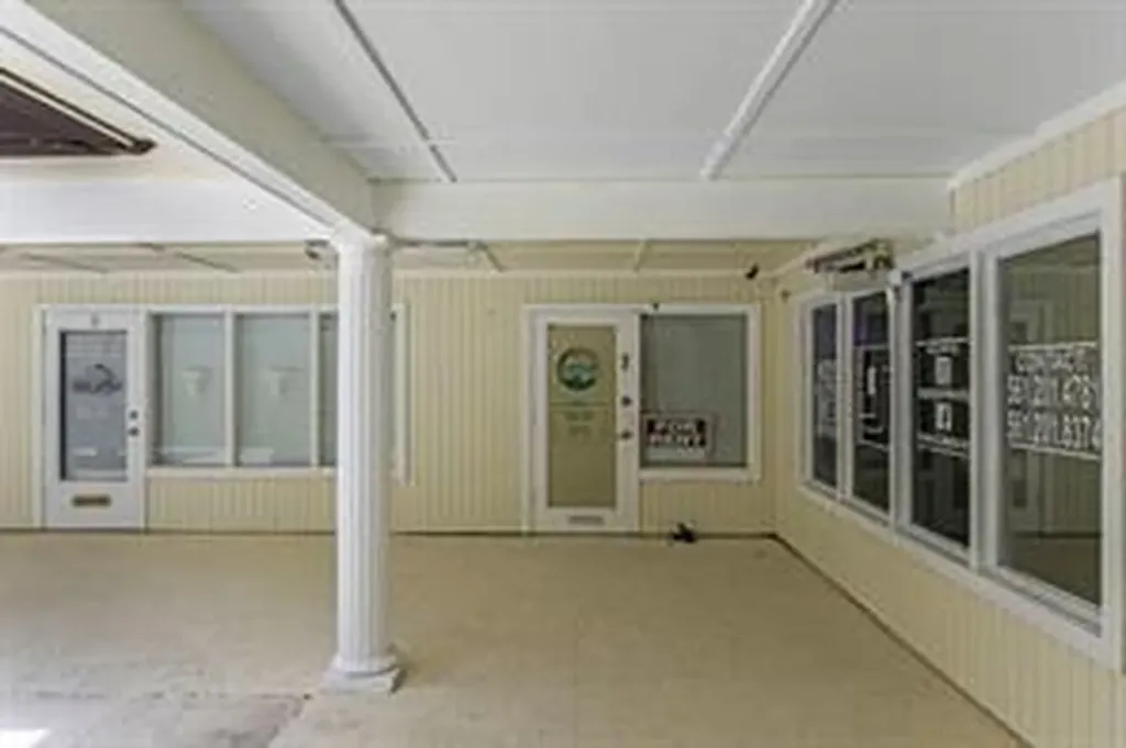 1490 S Military Trail West Palm Beach FL 33415