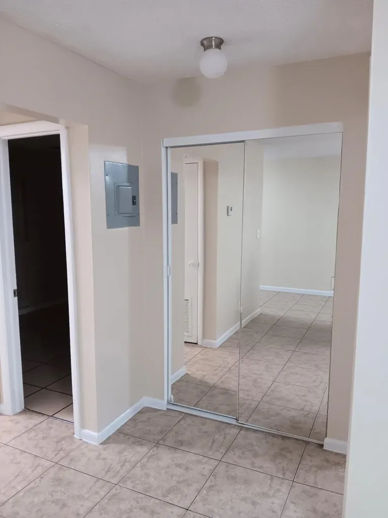 420 Fleming Avenue Greenacres FL 33463