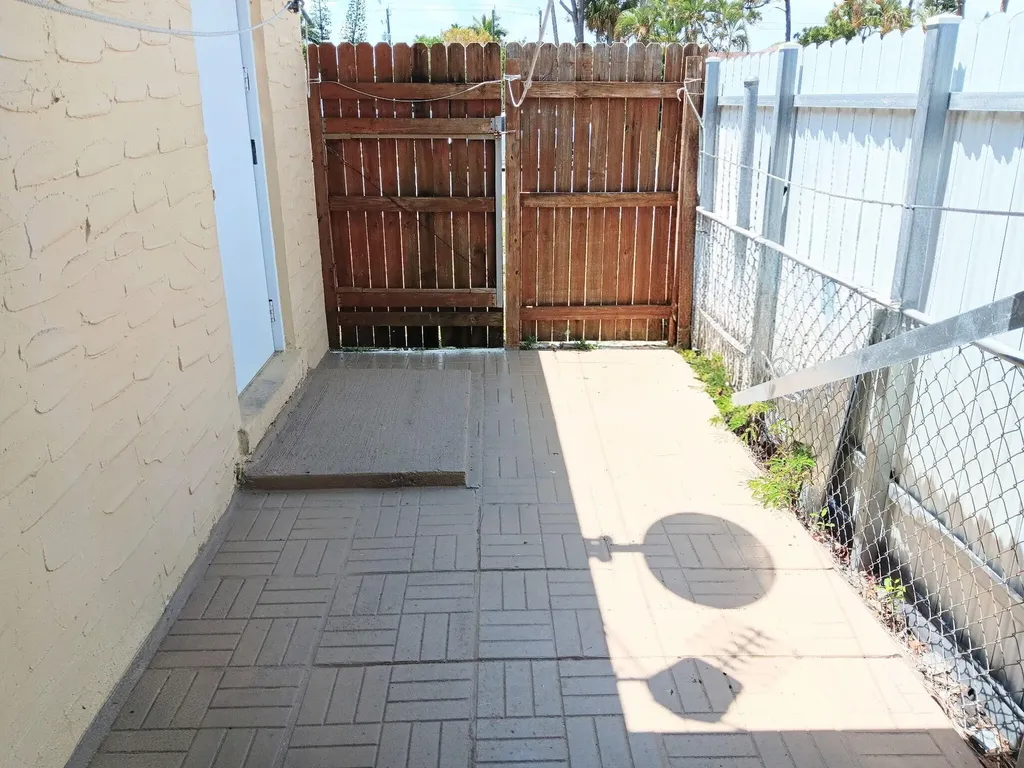 420 Fleming Avenue Greenacres FL 33463
