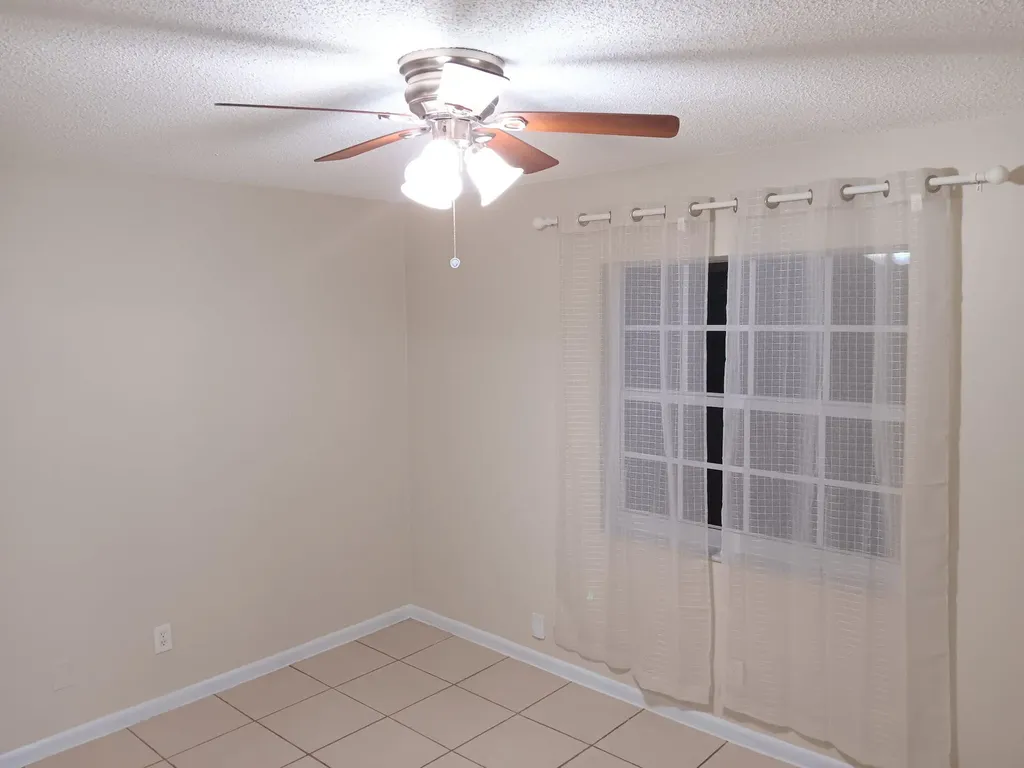 420 Fleming Avenue Greenacres FL 33463