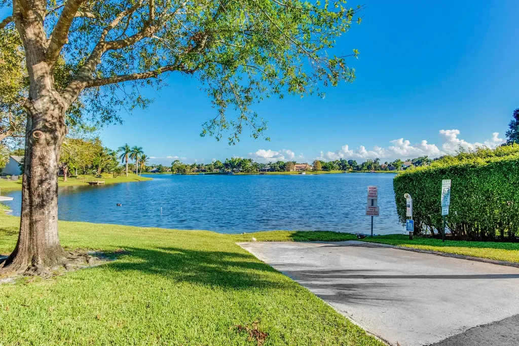 13053 Meadowbreeze Drive Wellington FL 33414