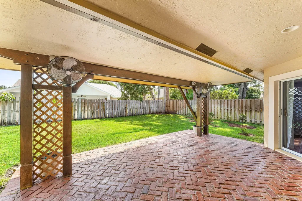 13053 Meadowbreeze Drive Wellington FL 33414